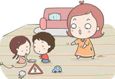 儿童茄子视频国产成人免费提醒家庭教育不容忽视：孩子高铁吵闹，乘客提醒被家长怼